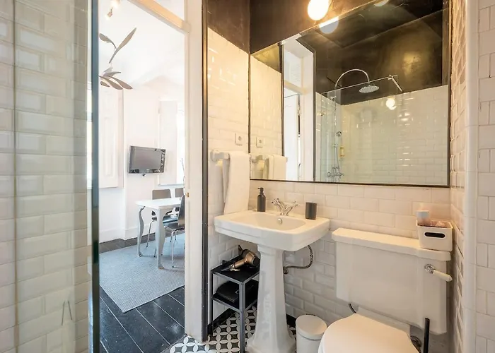 Apartament Heritage W Balcony In Bairro Alto Lizbona